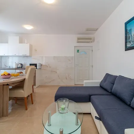 Beachfront Apartments Jurica Trogir Exterior photo