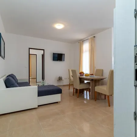 Beachfront Apartments Jurica Trogir Exterior photo