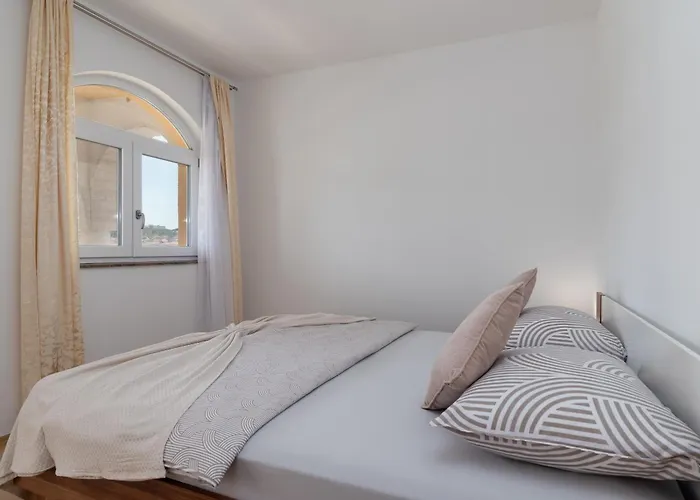 Beachfront Apartments Jurica