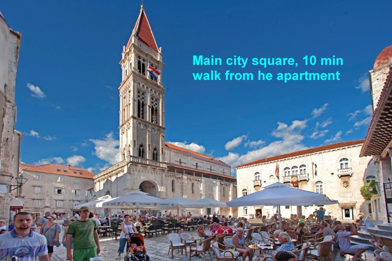 Beachfront Jurica Apartment Trogir