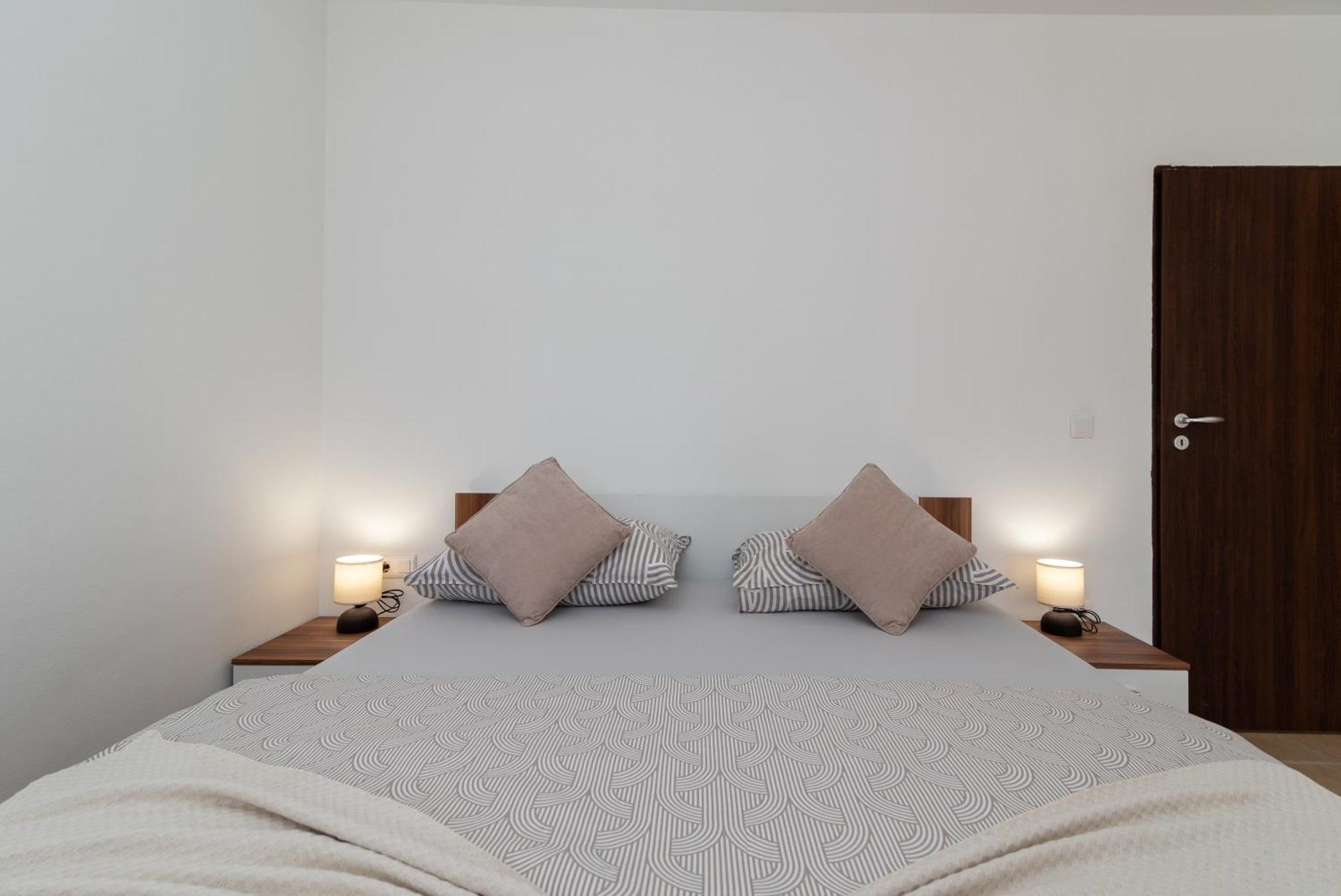 Beachfront Jurica *